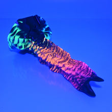 Load image into Gallery viewer, V2MBJ47 Snark's Maw Small Medium UV GITD