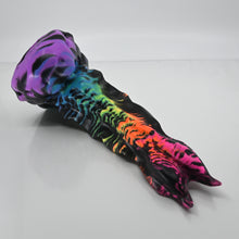 Load image into Gallery viewer, V3MBJ63 Snark's Maw Medium Medium UV GITD