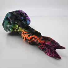 Load image into Gallery viewer, V3MBJ63 Snark's Maw Medium Medium UV GITD