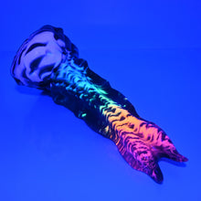 Load image into Gallery viewer, V3MBJ64 Snark's Maw Medium Medium UV GITD