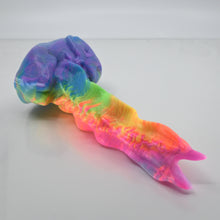 Load image into Gallery viewer, V2SBK62 Snark's Maw Small 0030 UV GITD