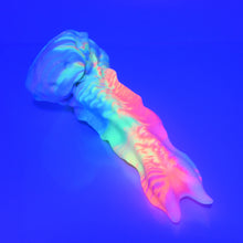 Load image into Gallery viewer, V2SBK62 Snark's Maw Small 0030 UV GITD