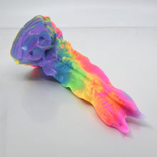 Load image into Gallery viewer, V2SBK61 Snark's Maw Small 0030 UV GITD