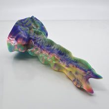Load image into Gallery viewer, V2MBK59 Snark's Maw Small 0050 UV GITD