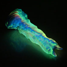 Load image into Gallery viewer, V2MBK59 Snark's Maw Small 0050 UV GITD