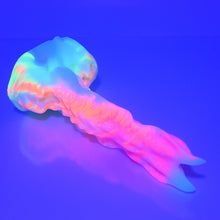 Load image into Gallery viewer, V2MBK57 Snark's Maw Small 0050 UV GITD