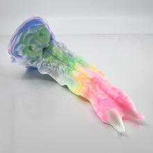 Load image into Gallery viewer, V3MBK78 Snark's Maw Medium 0050 UV GITD