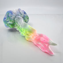 Load image into Gallery viewer, V3MBK78 Snark's Maw Medium 0050 UV GITD