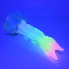 Load image into Gallery viewer, V3XBK76 Snark's Maw Medium 0020 UV GITD