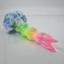 Load image into Gallery viewer, V3MBK75 Snark's Maw Medium 0050 UV GITD