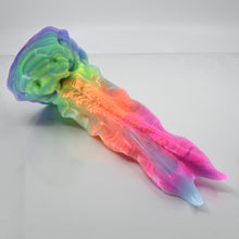 Load image into Gallery viewer, V3MBK70 Snark's Maw Medium 0050 UV GITD