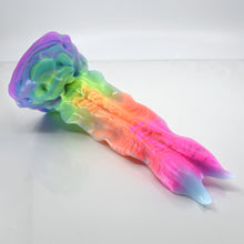 Load image into Gallery viewer, V3MBK69 Snark's Maw Medium 0050 UV GITD