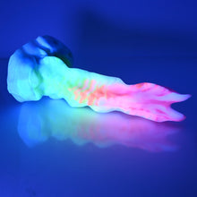 Load image into Gallery viewer, V3SCL41 Snark's Maw Medium 0030 UV GITD