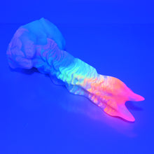 Load image into Gallery viewer, V2SBK94 Snark's Maw Small 0030 UV GITD