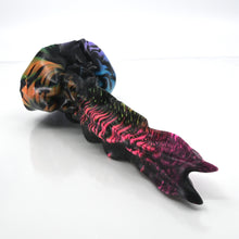 Load image into Gallery viewer, V2MBM05 Snark's Maw Small 0050 UV GITD
