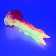 Load image into Gallery viewer, V2SBL97 Snark's Maw Small 0030 UV GITD