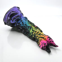 Load image into Gallery viewer, V3MBM18 Snark's Maw Medium 0050 UV GITD