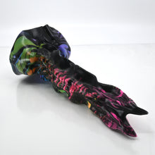 Load image into Gallery viewer, V3MBM18 Snark's Maw Medium 0050 UV GITD