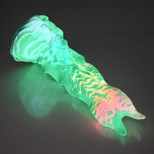 Load image into Gallery viewer, V3MBM18 Snark's Maw Medium 0050 UV GITD