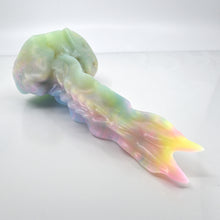 Load image into Gallery viewer, V3MBM16 Snark's Maw Medium 0050 UV GITD