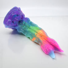 Load image into Gallery viewer, V3SBM15 Snark's Maw Medium 0030 UV GITD