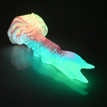 Load image into Gallery viewer, V3SBM14 Snark's Maw Medium 0030 UV GITD