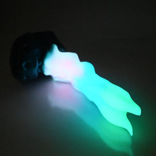 Load image into Gallery viewer, V3SBM13 Snark's Maw Medium 0030 UV GITD