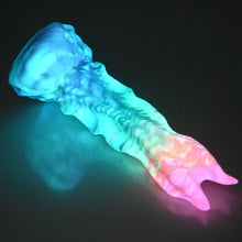 Load image into Gallery viewer, V3MBM11 Snark's Maw Medium 0050 UV GITD