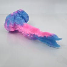 Load image into Gallery viewer, V2SDK62 Snark's Maw Small 0030 UV GITD