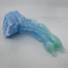 Load image into Gallery viewer, V3XDK67 Snark's Maw Medium 0020 UV GITD