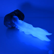 Load image into Gallery viewer, V3SDK68 Snark's Maw Medium 0030 UV GITD CS