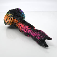 Load image into Gallery viewer, V2SBN29 Snark's Maw Small 0030 UV GITD