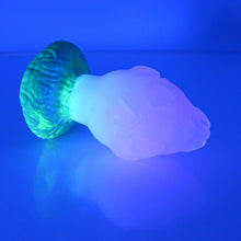 Load image into Gallery viewer, F4TCL73 Dragonfruit Plug Large NC 0031 UV