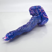 Load image into Gallery viewer, V2MBN27 Snark's Maw Small 0050 UV GITD