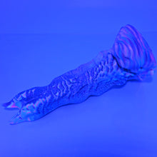 Load image into Gallery viewer, V2MBN27 Snark's Maw Small 0050 UV GITD