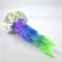 Load image into Gallery viewer, V3MBN09 Snark's Maw Medium 0050 UV GITD