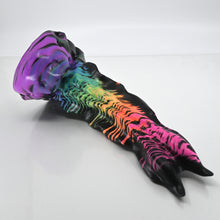 Load image into Gallery viewer, V3SBN44 Snark's Maw Medium 0030 UV GITD