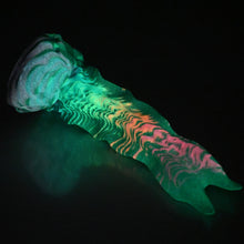 Load image into Gallery viewer, V3SBN44 Snark's Maw Medium 0030 UV GITD
