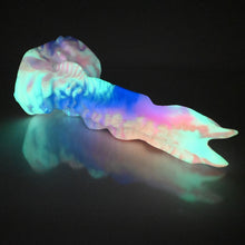 Load image into Gallery viewer, V3MCP31 Snark's Maw Medium 0050 UV GITD