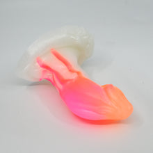 Load image into Gallery viewer, R2SFM62 Oberon Small 0030 UV GITD
