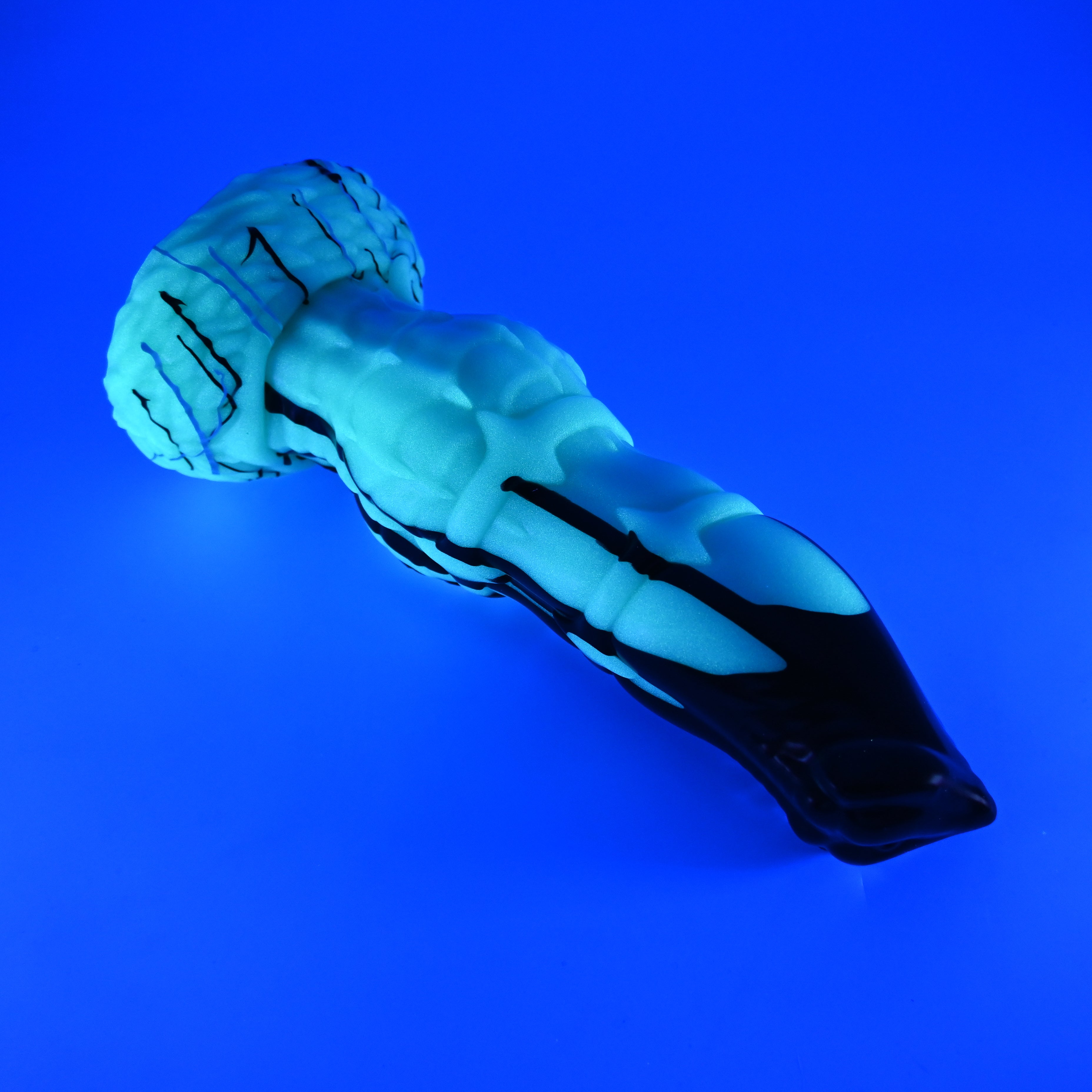 H4XJR94 Hellion Large 0020 UV GITD