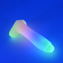Load image into Gallery viewer, Q2SHQ89 Aquus Small 0030 UV GITD
