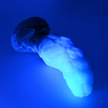 Load image into Gallery viewer, B2SFL77 Flora Small 0030 UV GITD CS
