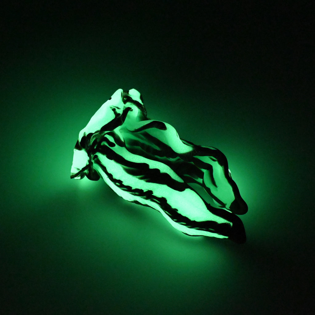 A2XJR33 Alara Small 0020 UV GITD