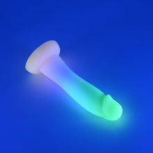 Load image into Gallery viewer, Z2SHR41 Caelus Small 0030 UV GITD

