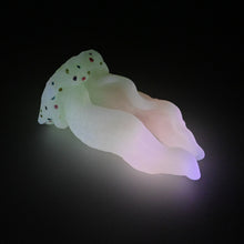 Load image into Gallery viewer, A3SJR39 Alara Medium 0030 UV GITD
