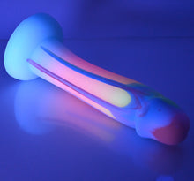 Load image into Gallery viewer, Z4MEM72 Caelus Large 0050 UV GITD
