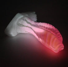 Load image into Gallery viewer, X4XFN24 Shin Large 0020 UV GITD

