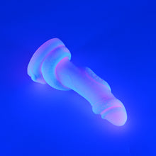 Load image into Gallery viewer, 32MHP97 Celia Small 0050 UV GITD *PROTOTYPE*
