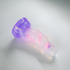 32THQ02 Celia Small NC 0031 UV CS